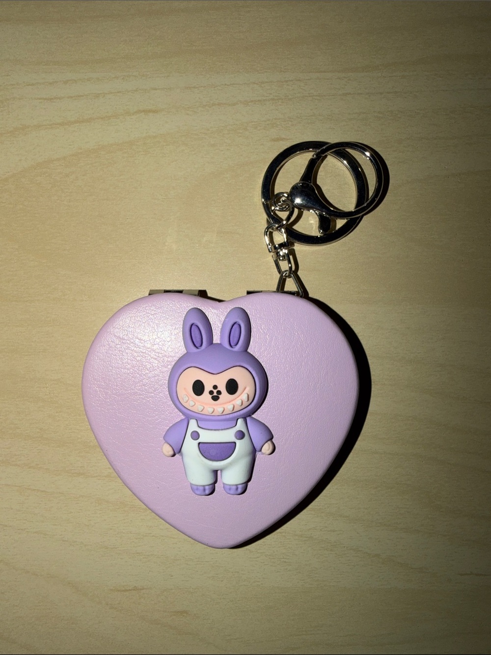 Monster Compact Mirror Keychain - Picture 6 of 6